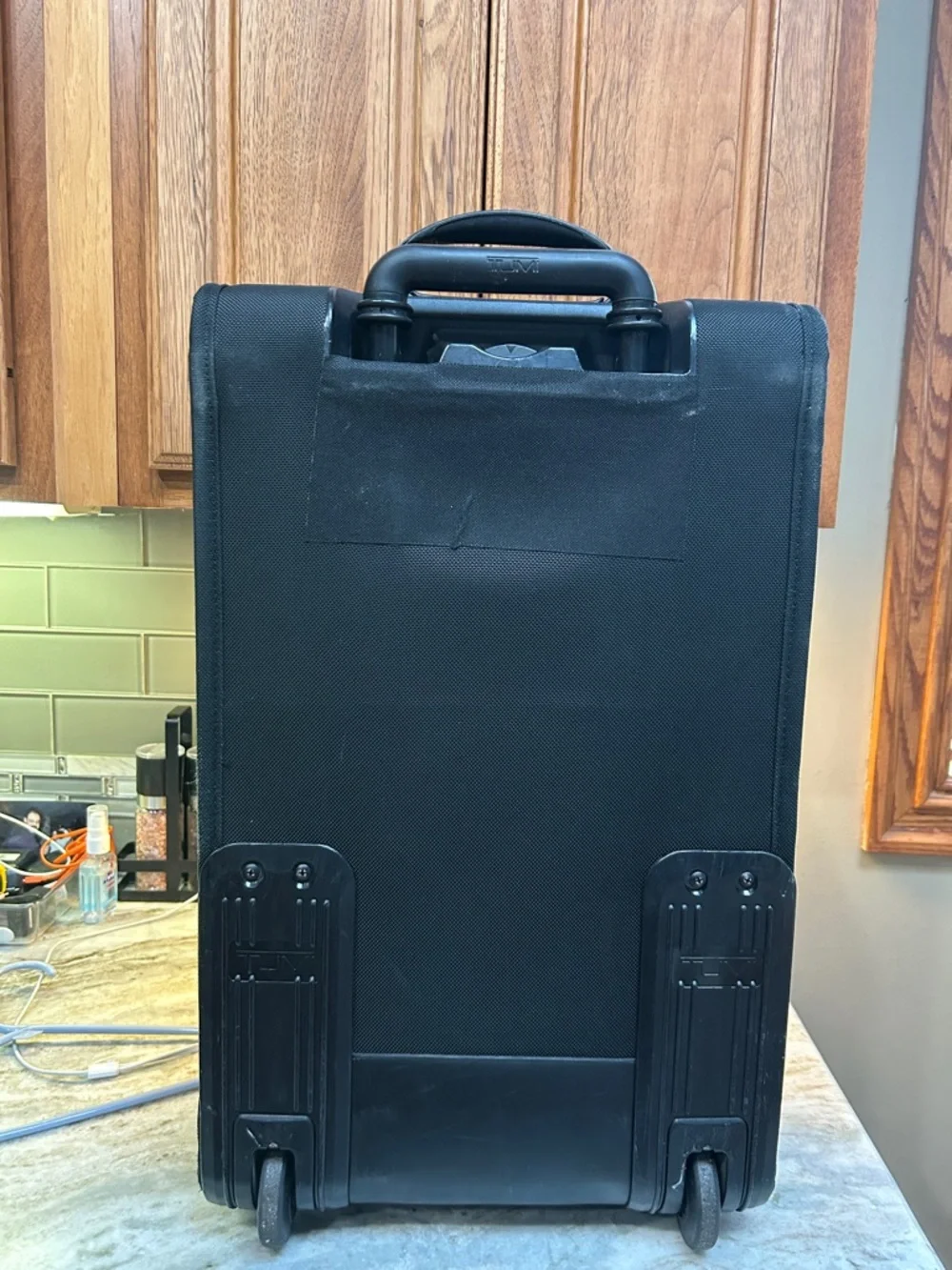 Tumi Alpha Black Wheeled International Carry On Luggage Travel Suitcase  22